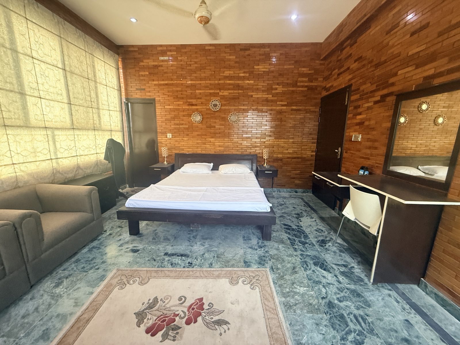 The Deodar — photo 3