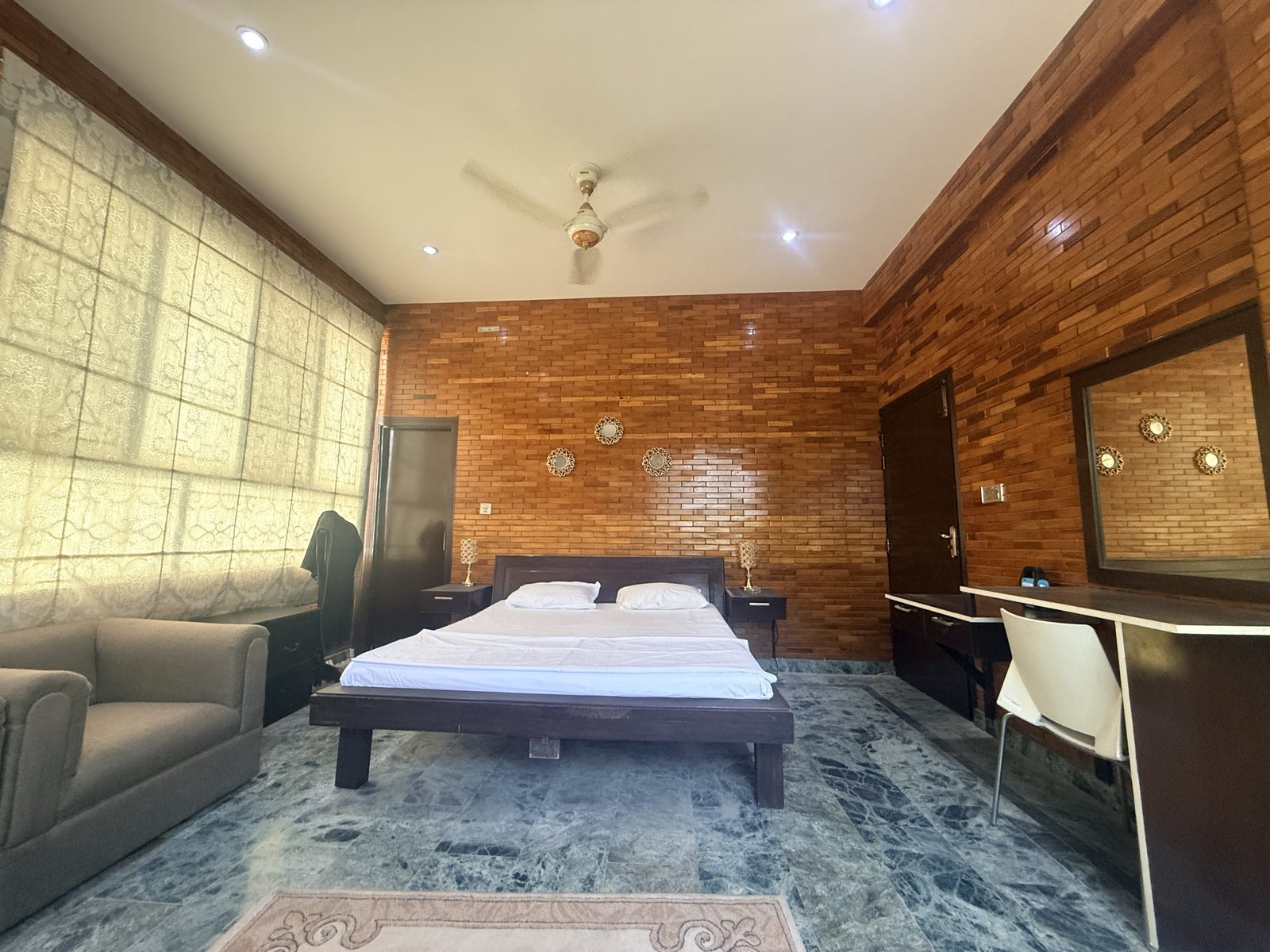The Deodar — photo 2
